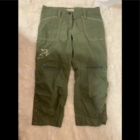 Miss Bisou Embroidered Capri Pants Size 5 - Picture 1 of 7